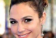 Israeli Wonder Woman Gal Gadot Just Gave Birth to A Baby Girl named Maya